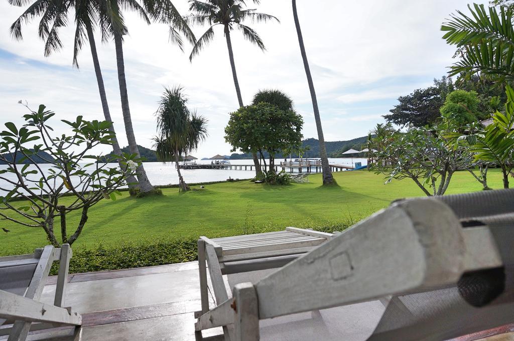 Makathanee Resort Koh Mak Exterior photo
